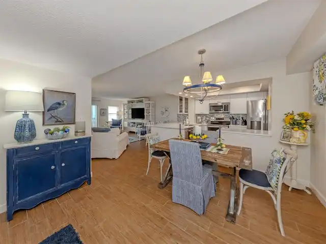 Listing Photo 24