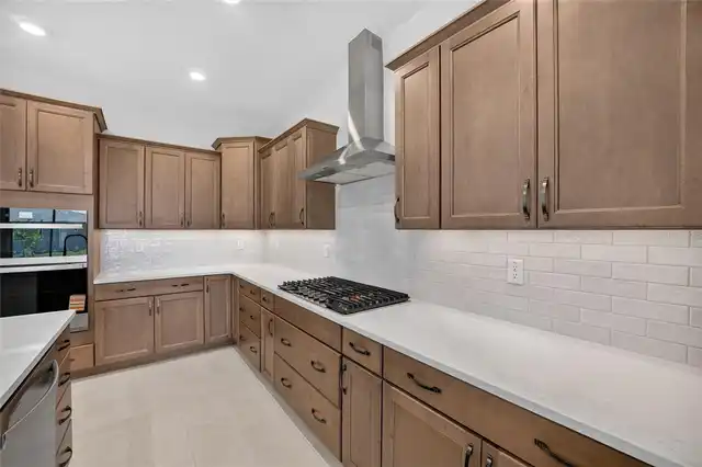 Listing Photo 22