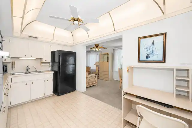 Listing Photo 17