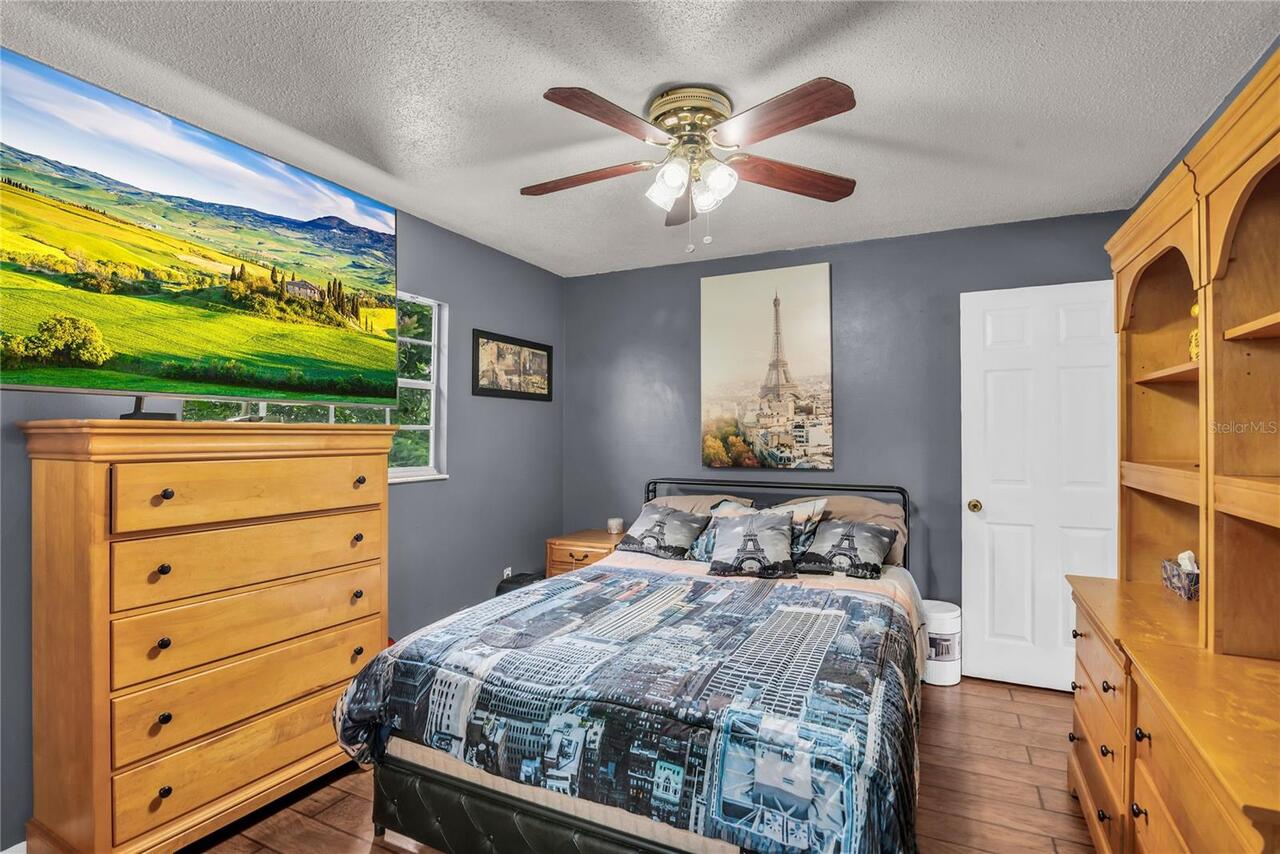 Listing Photo 23