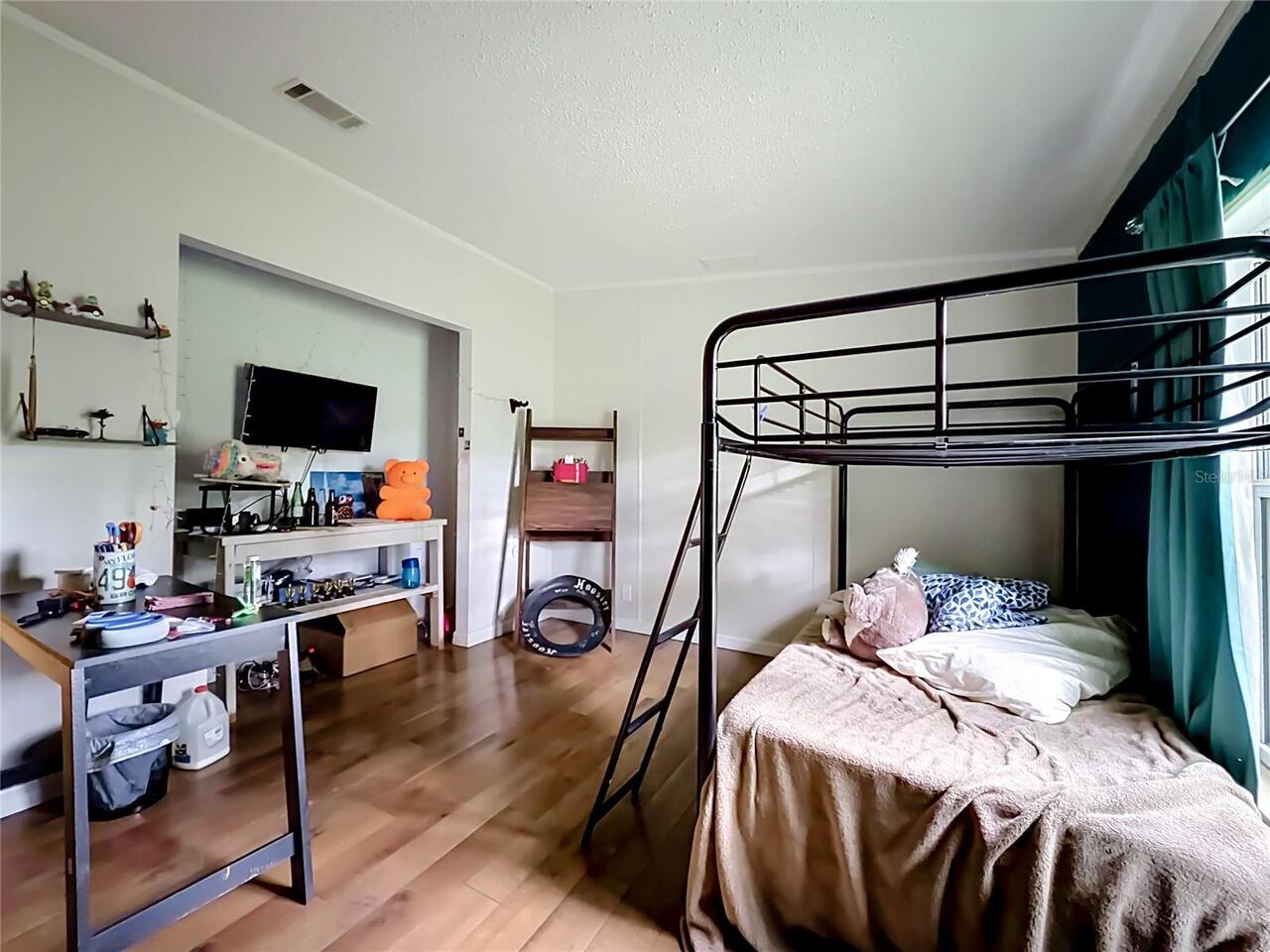 Listing Photo 22