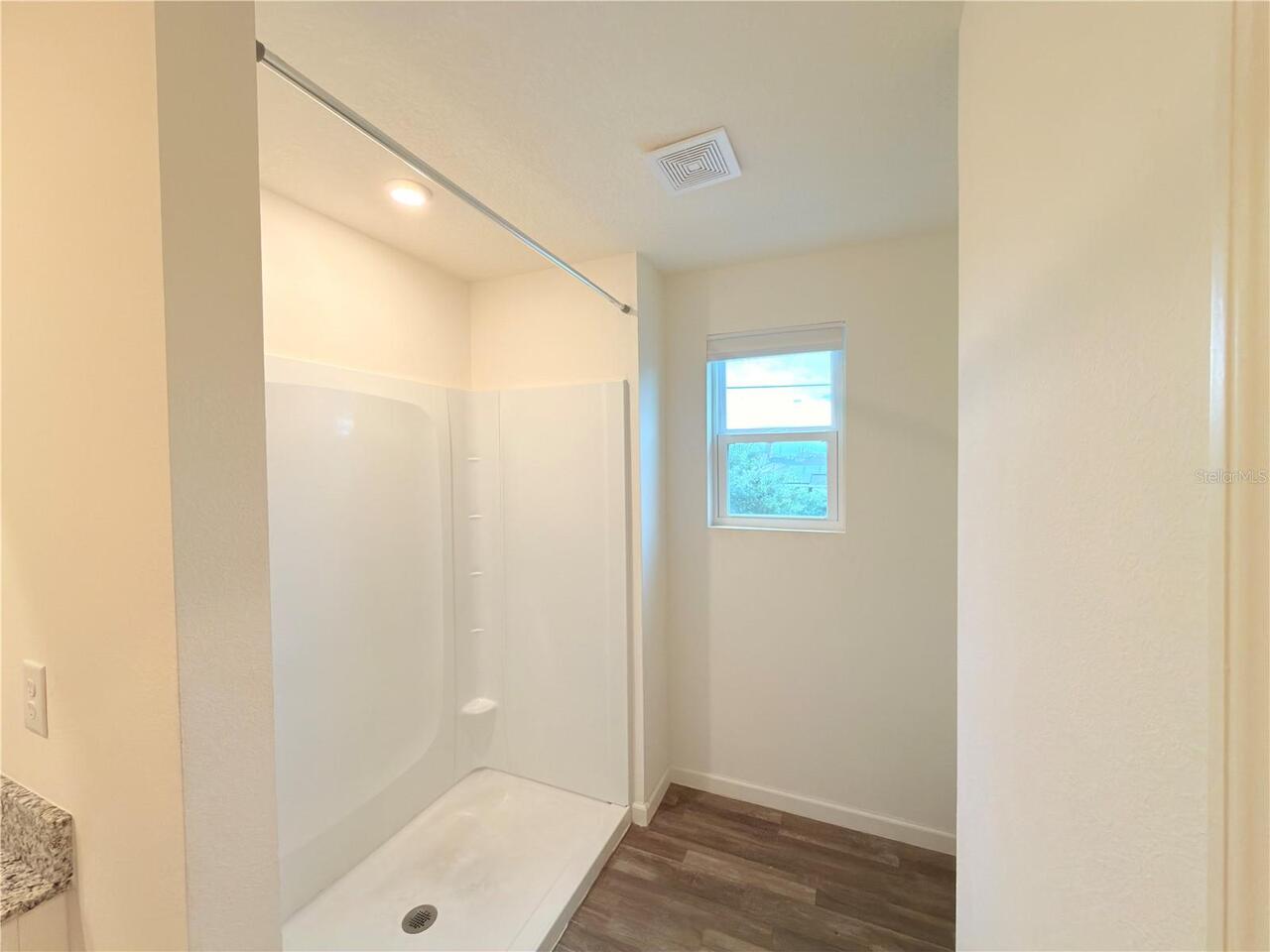 Listing Photo 33