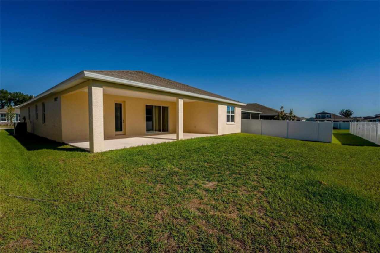 Listing Photo 9