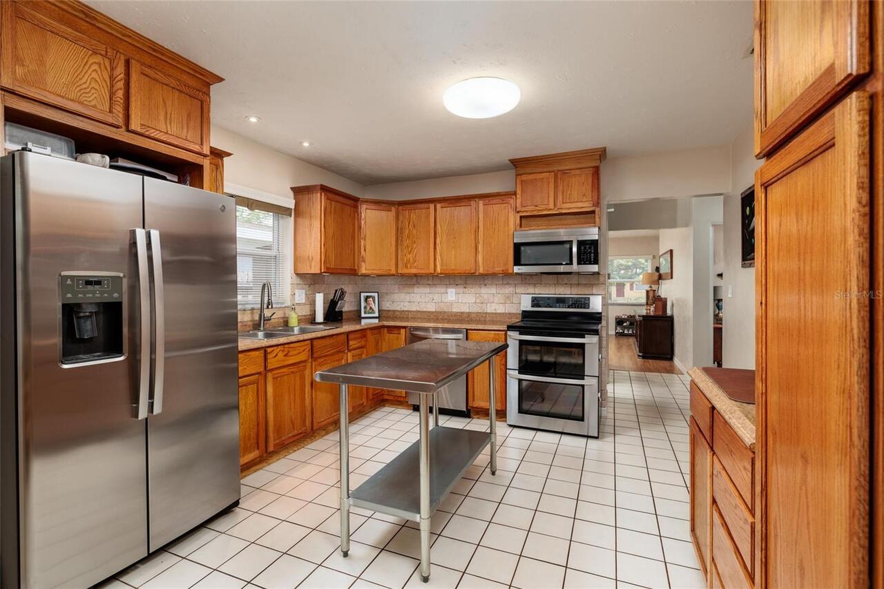 Listing Photo 10