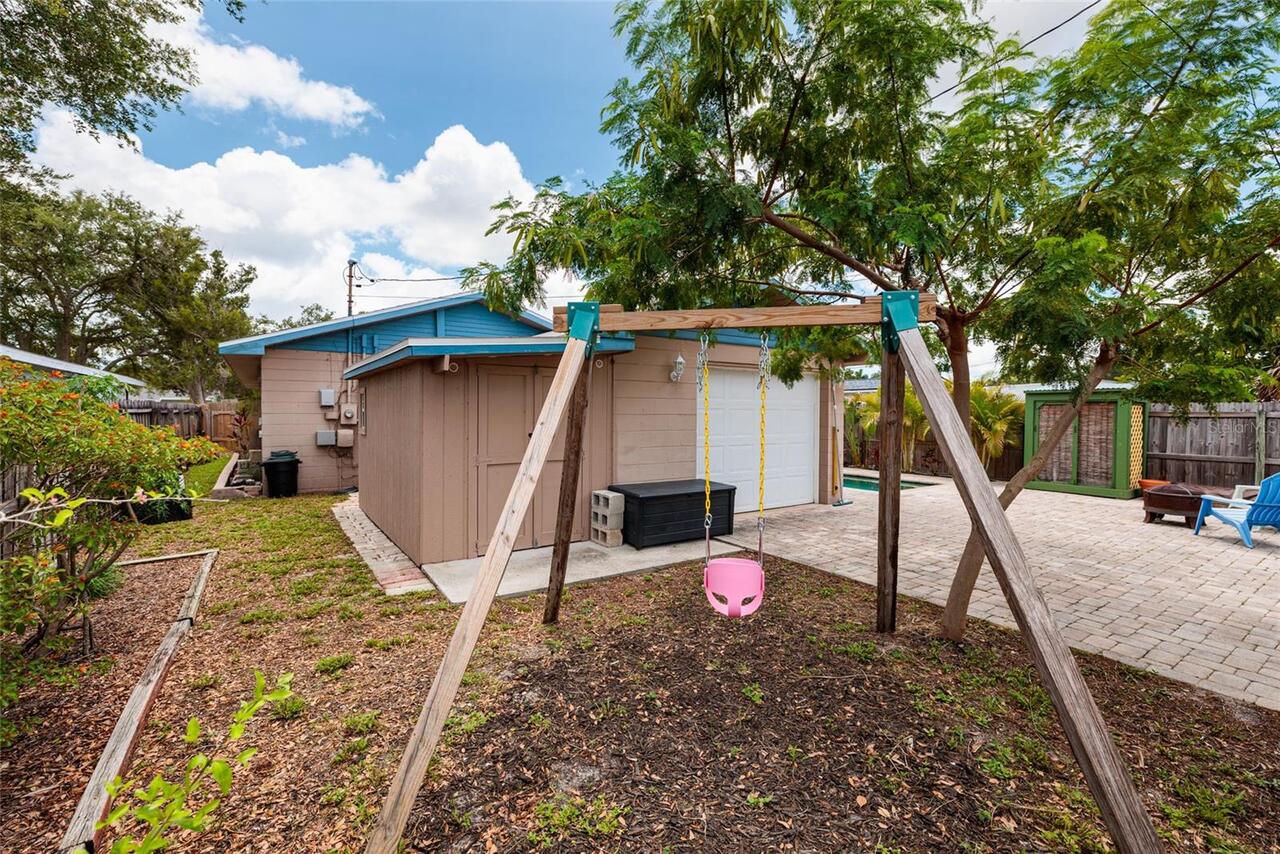 Listing Photo 32