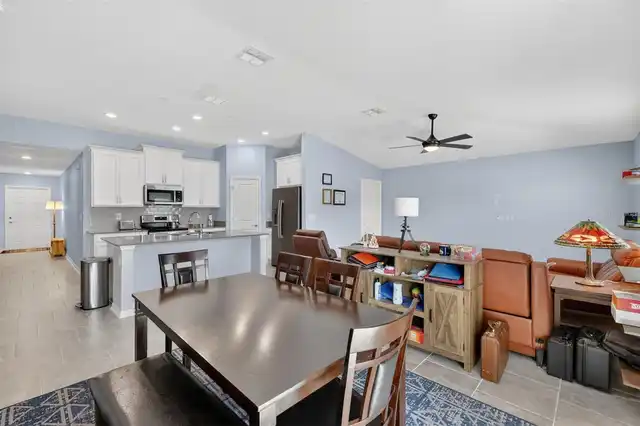 Listing Photo 17