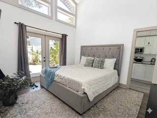 Listing Photo 10