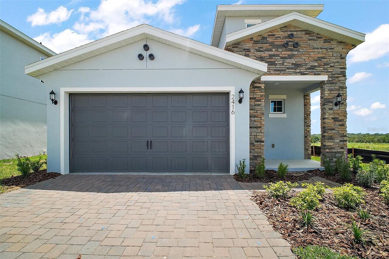 Minneola Real Estate