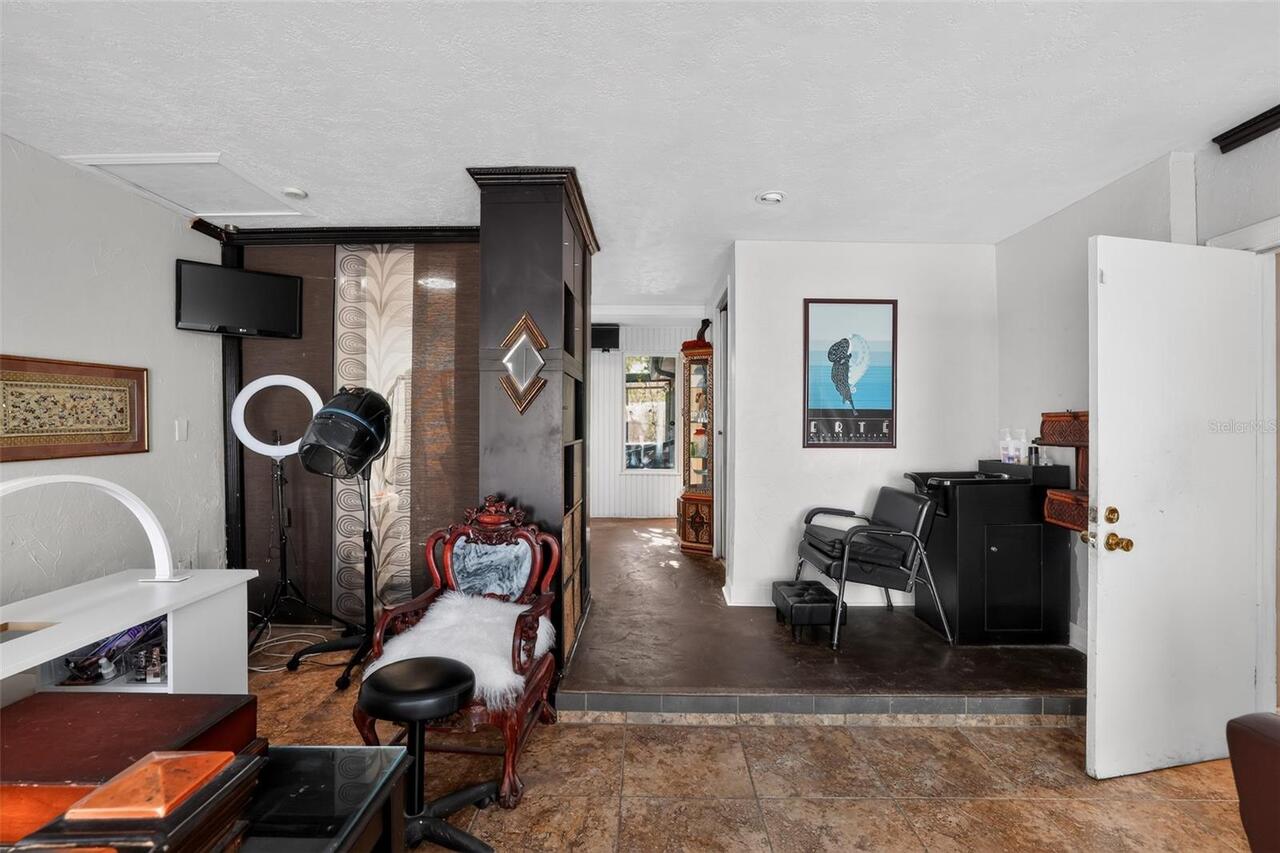 Listing Photo 18
