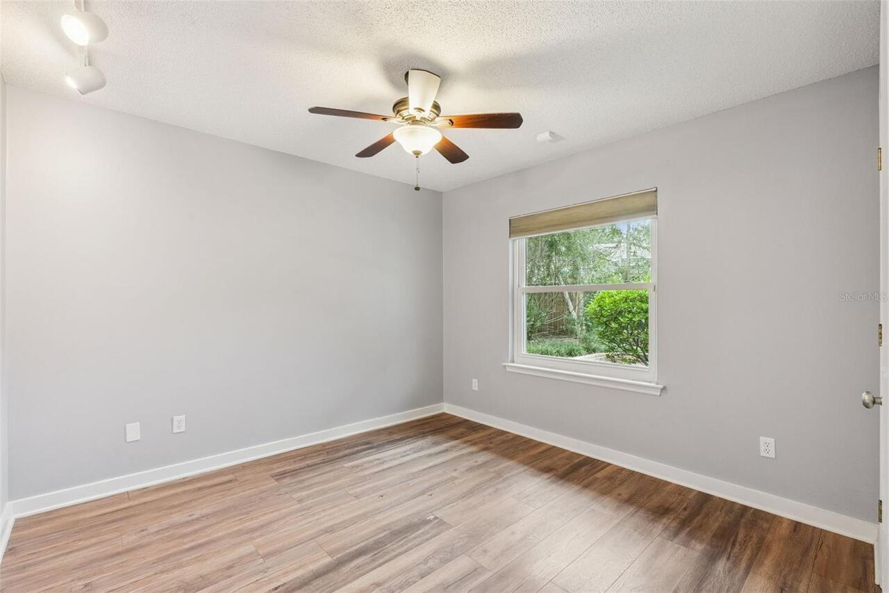 Listing Photo 26