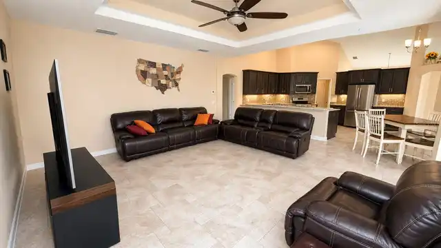 Listing Photo 16