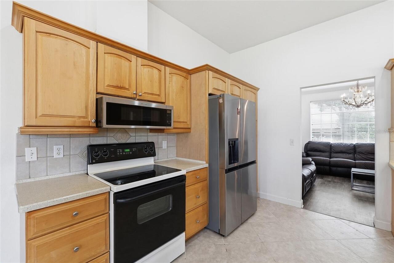 Listing Photo 12