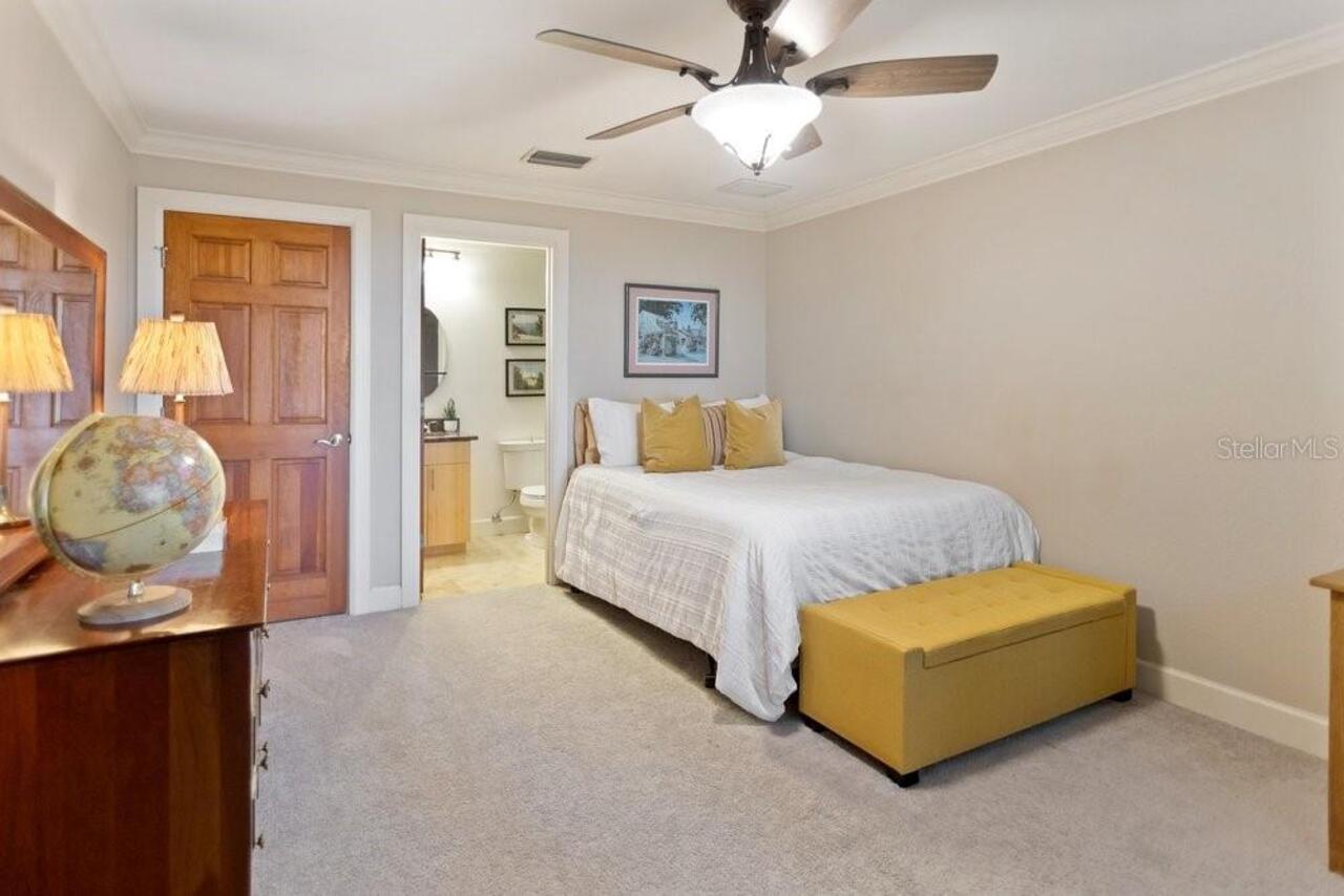 Listing Photo 8