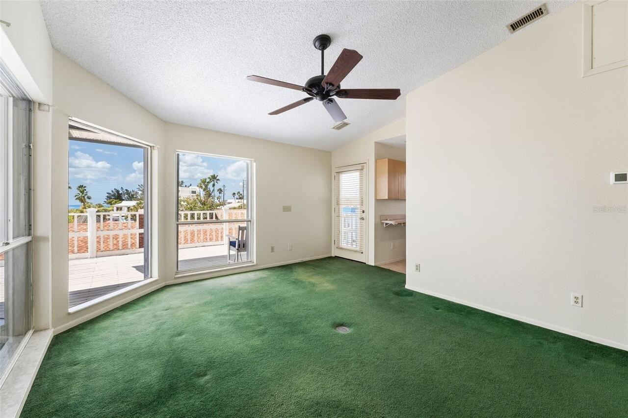 Listing Photo 33