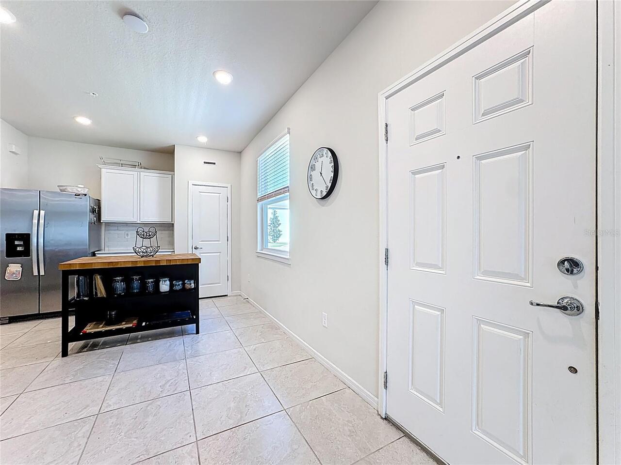Listing Photo 9