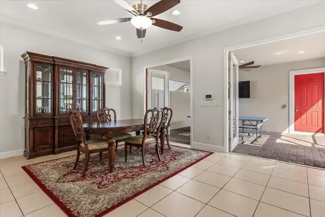 Listing Photo 15