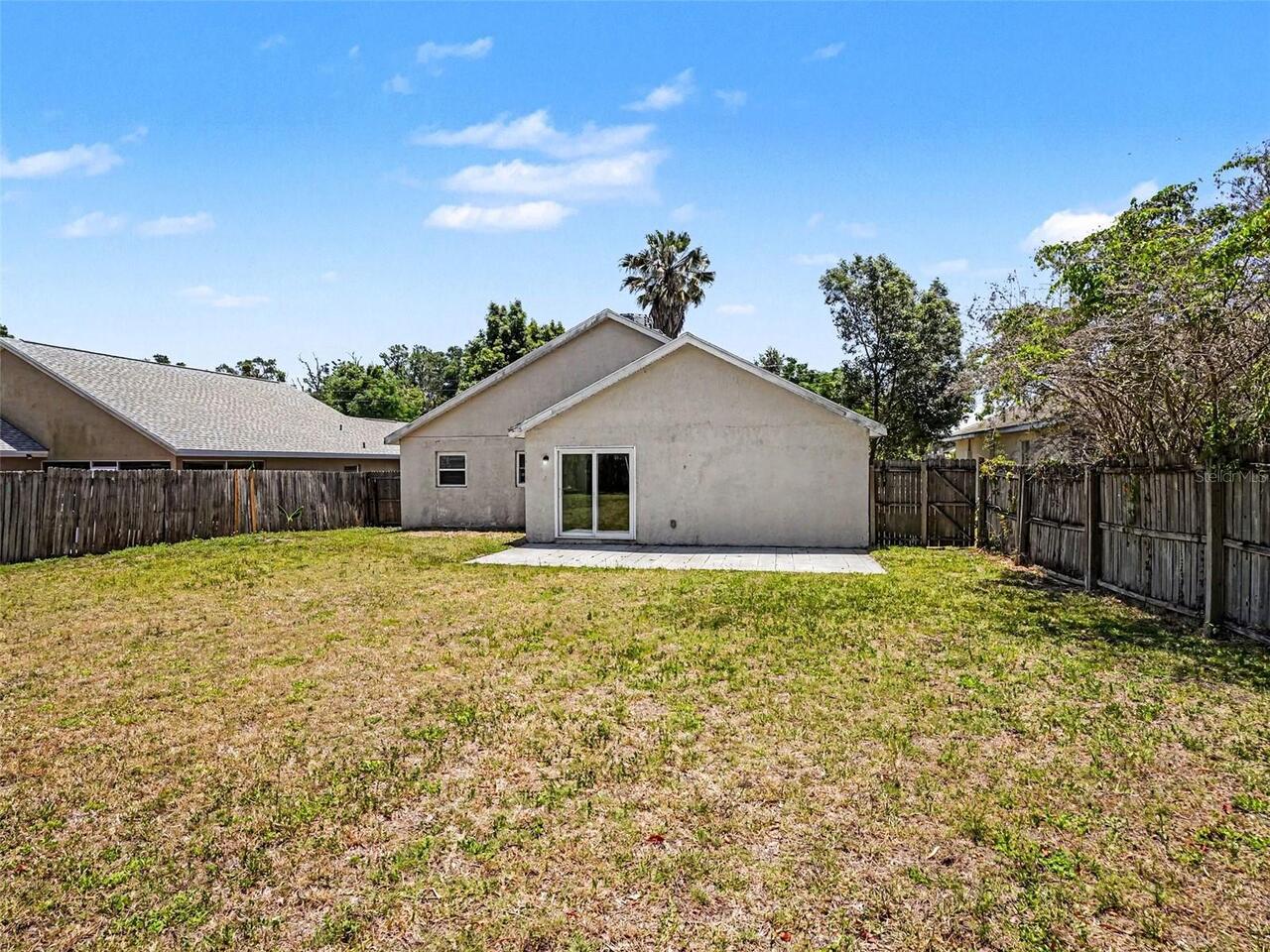 Listing Photo 17