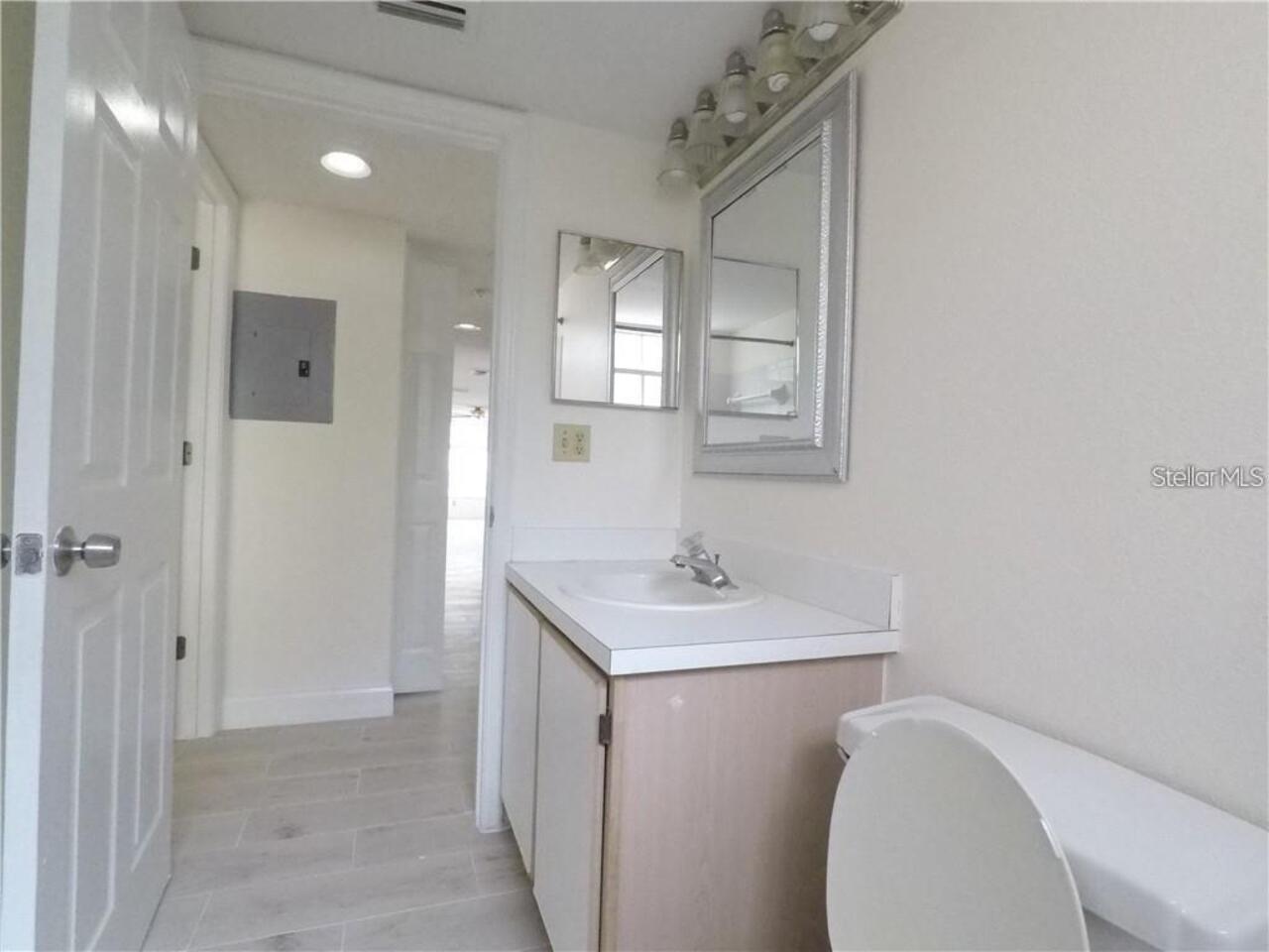 Listing Photo 12