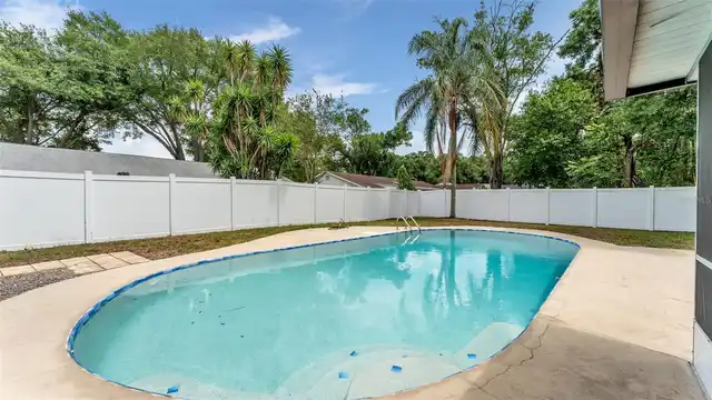 Listing Photo 32