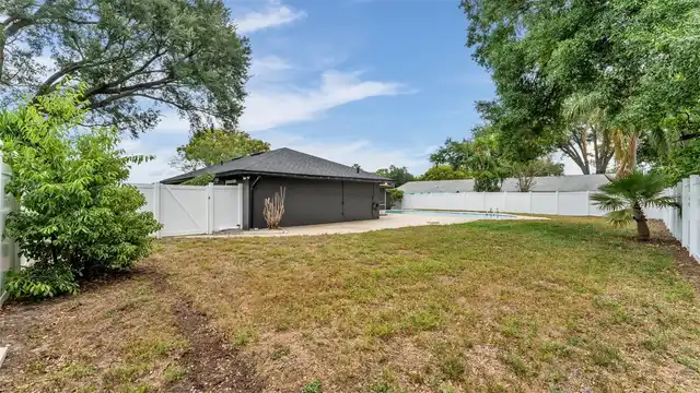 Listing Photo 37