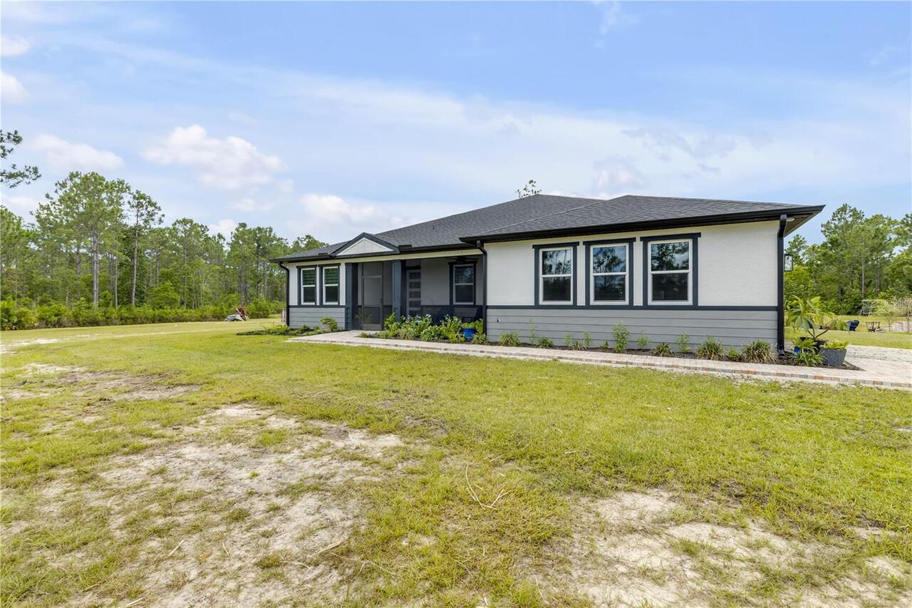 Listing Photo 11