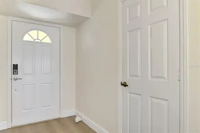Listing Photo 7
