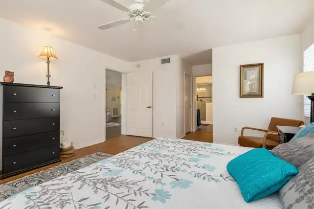 Listing Photo 22