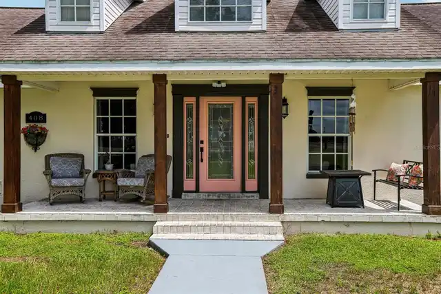 Listing Photo 10