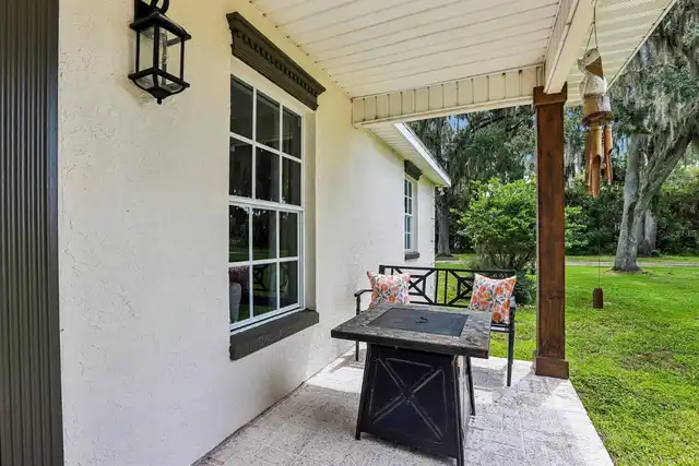 Listing Photo 12
