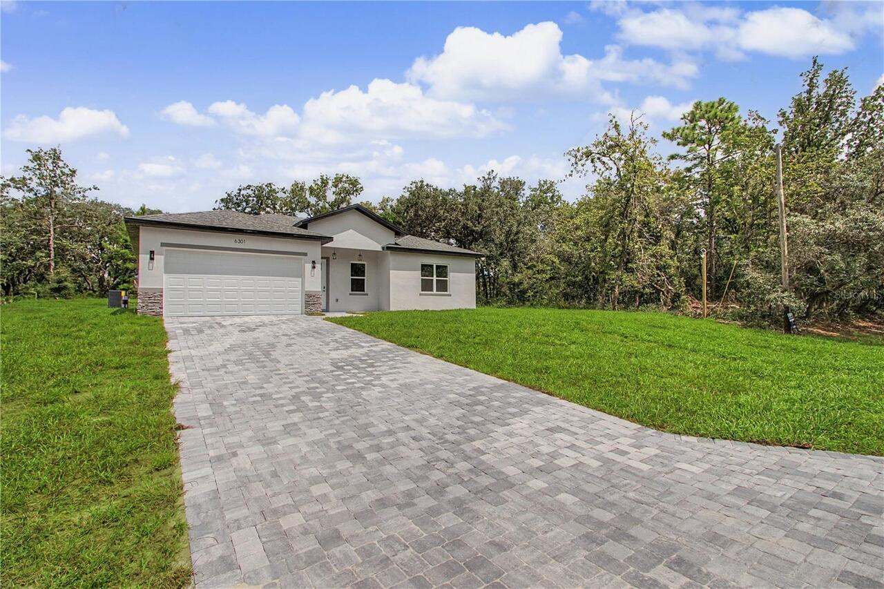 Listing Photo 11