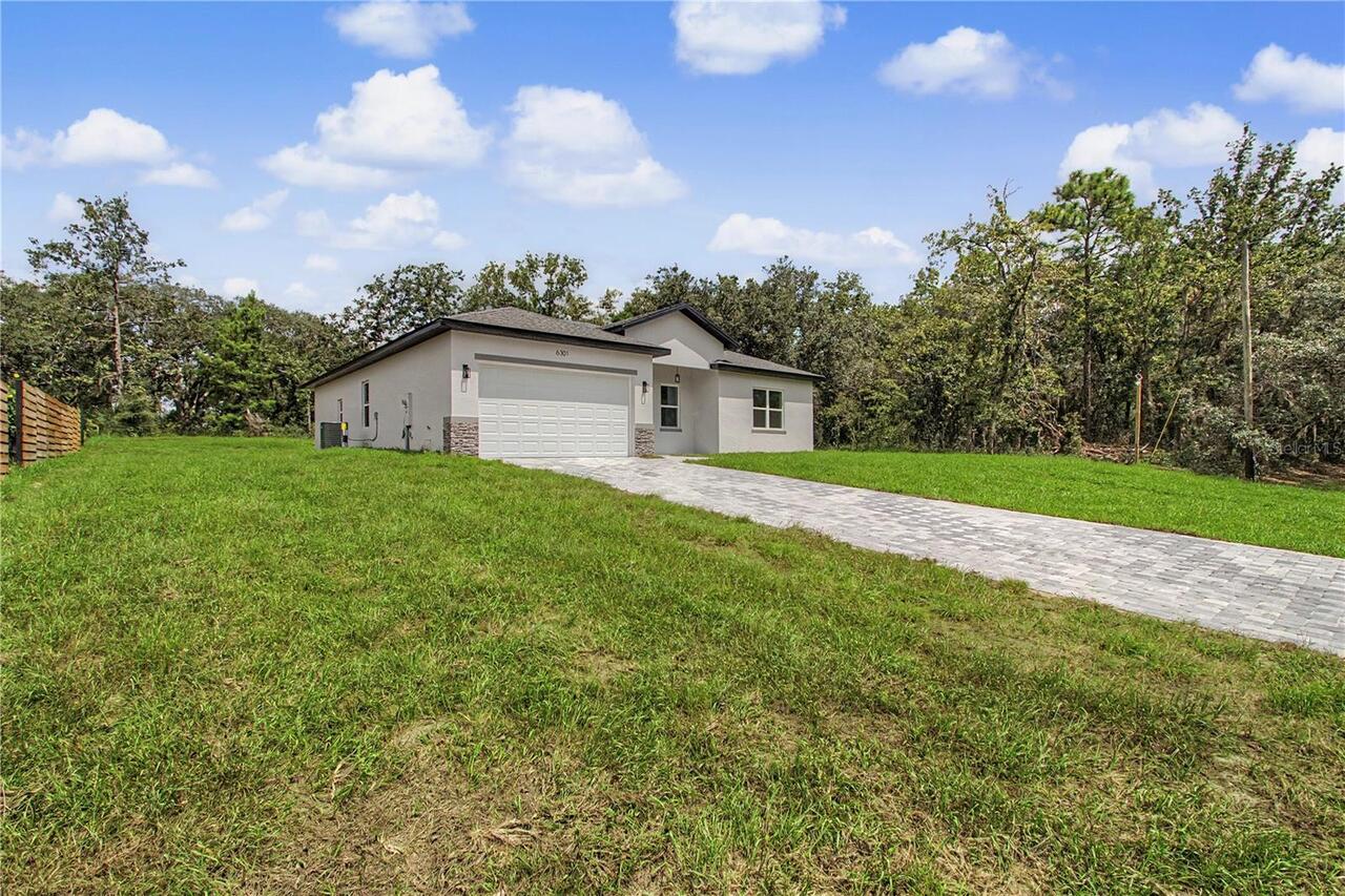 Listing Photo 12