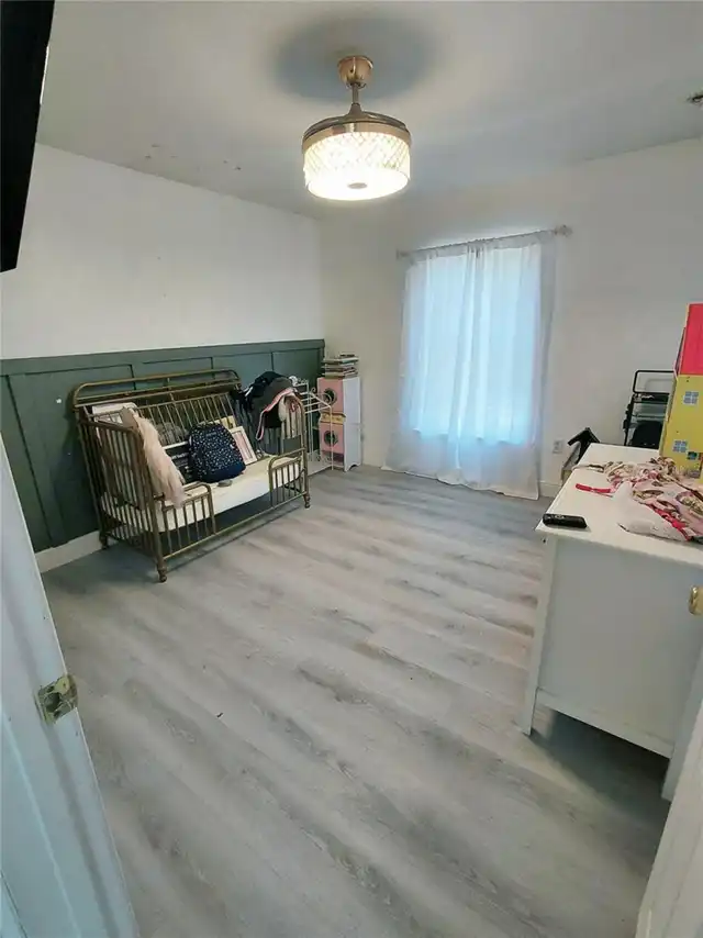 Listing Photo 18