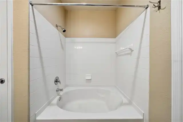 Listing Photo 23