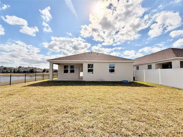 Listing Photo 14