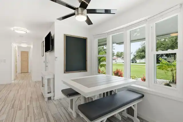 Listing Photo 11