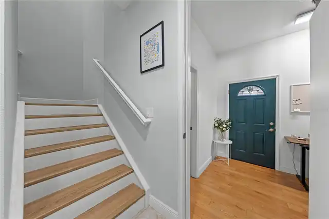 Listing Photo 12