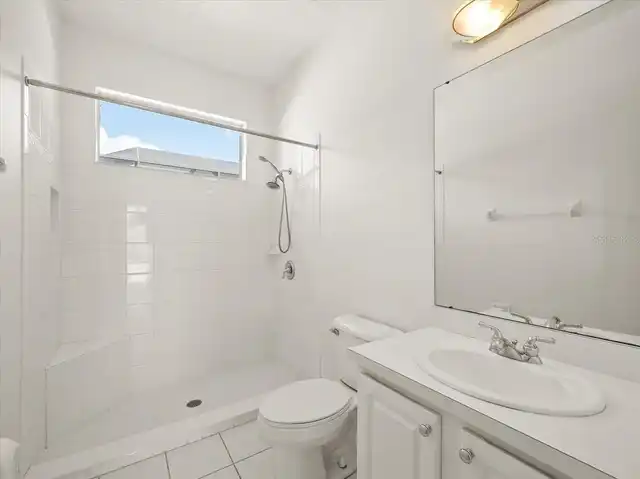 Listing Photo 34