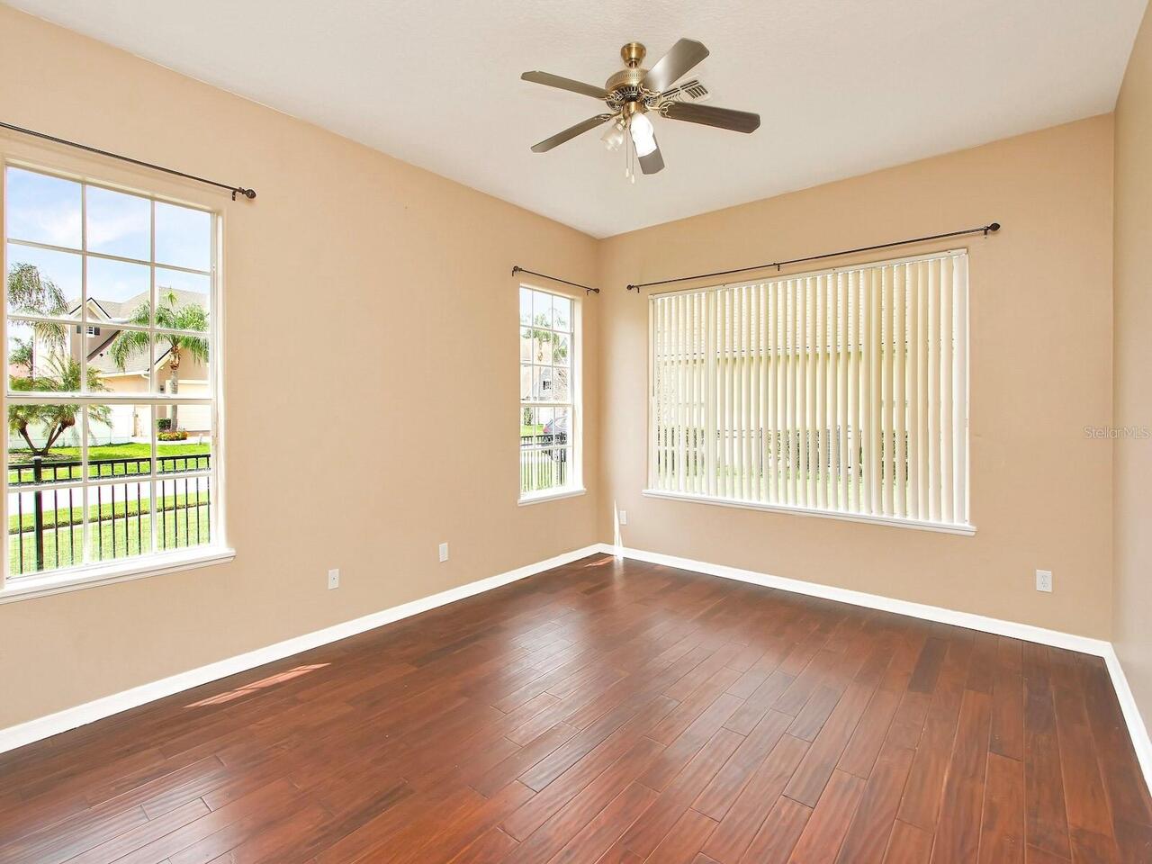 Listing Photo 17