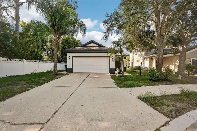 Listing Photo 6