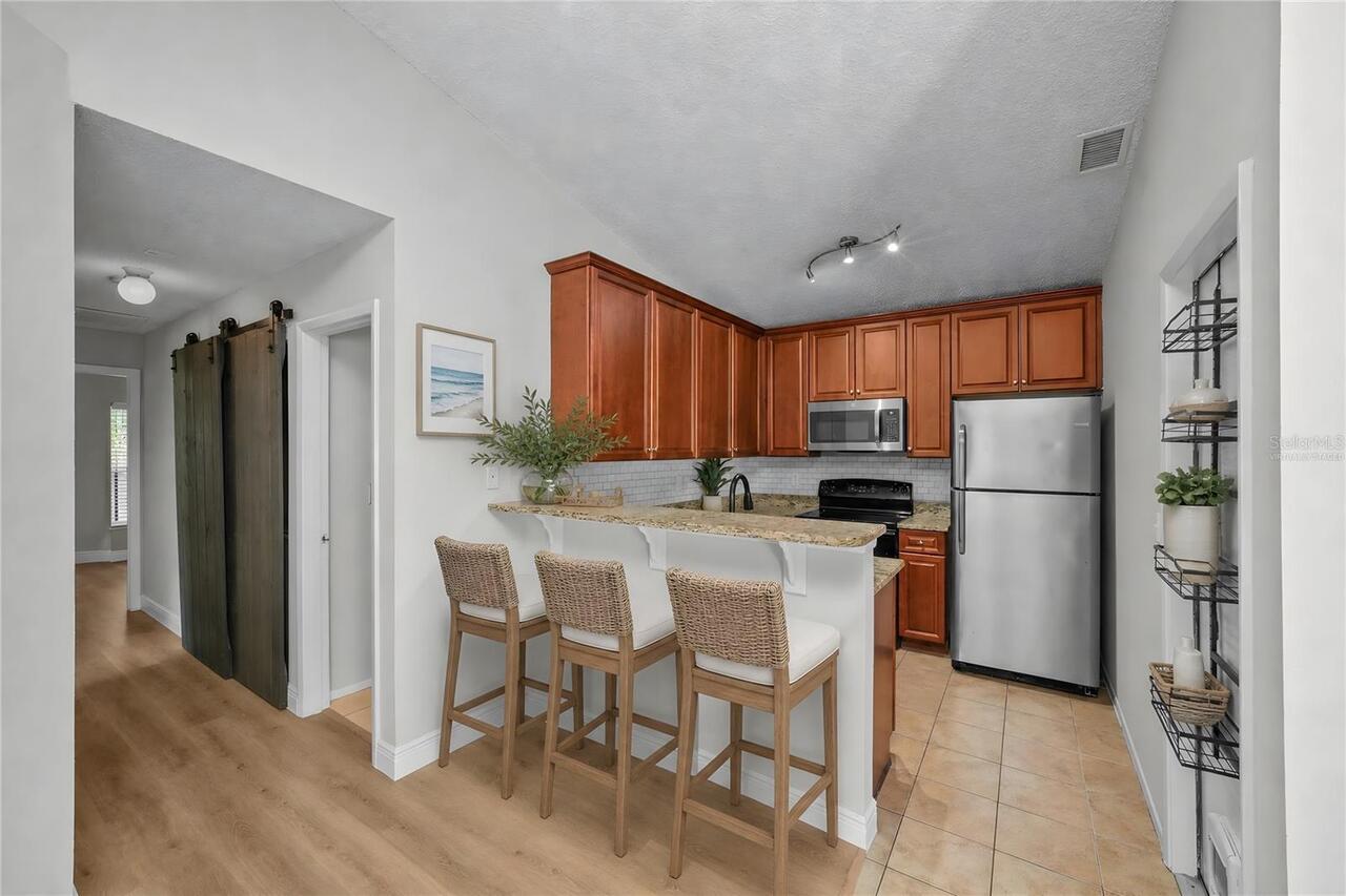 Listing Photo 6
