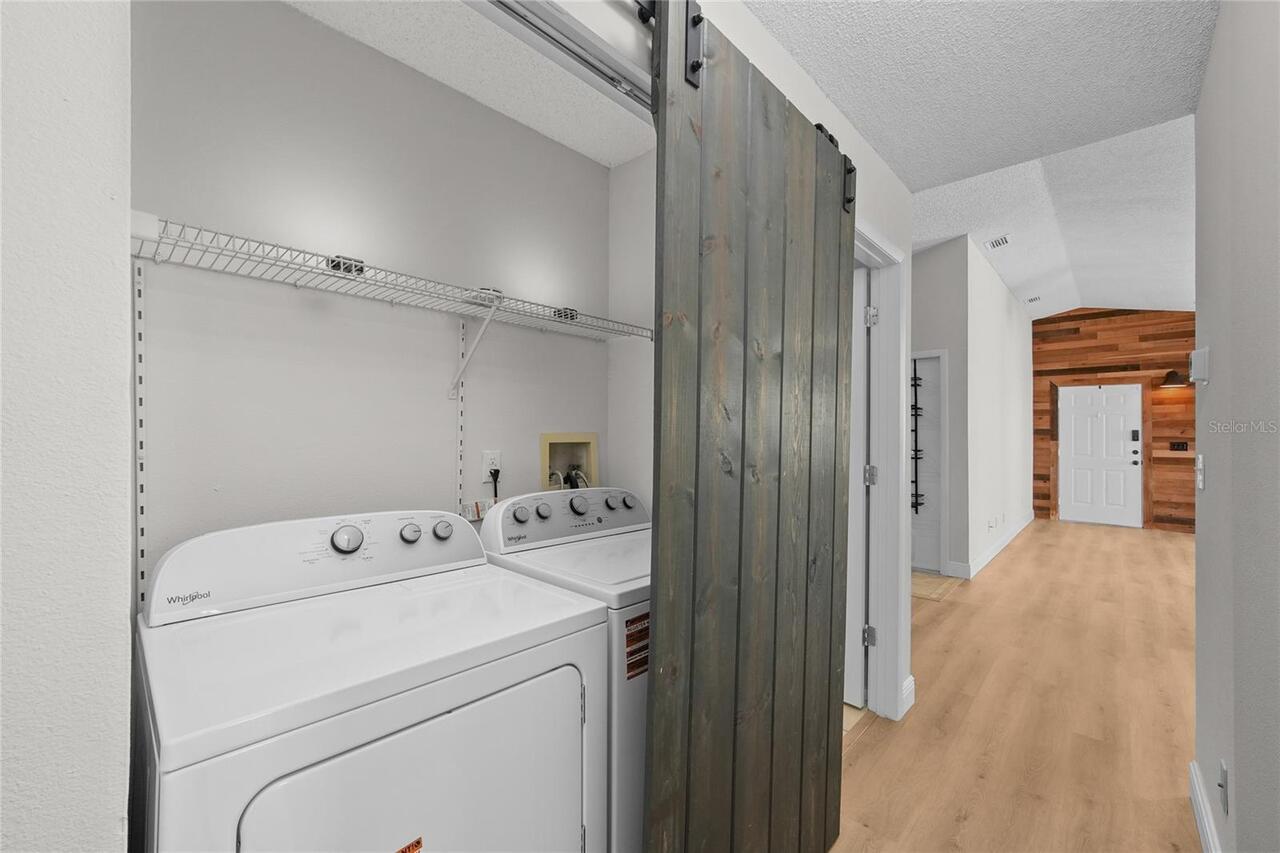 Listing Photo 12