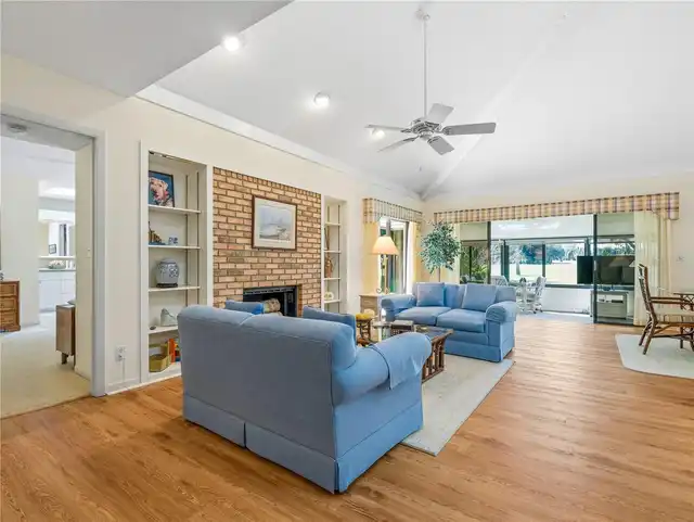 Listing Photo 15