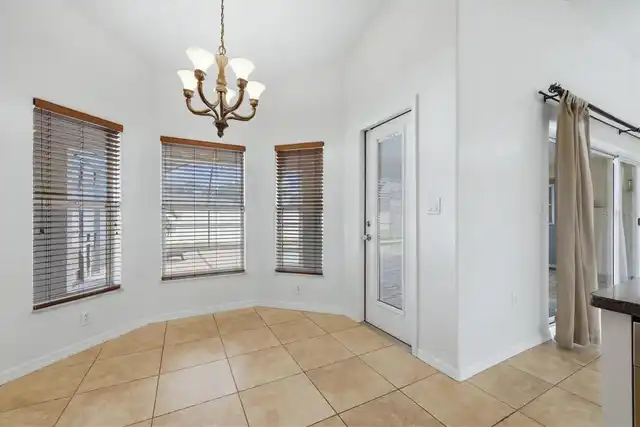 Listing Photo 32