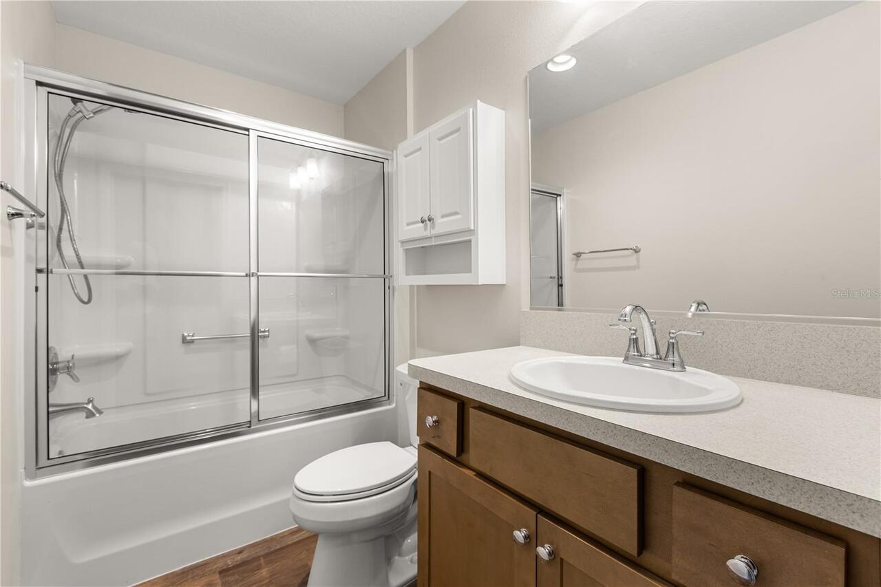 Listing Photo 16
