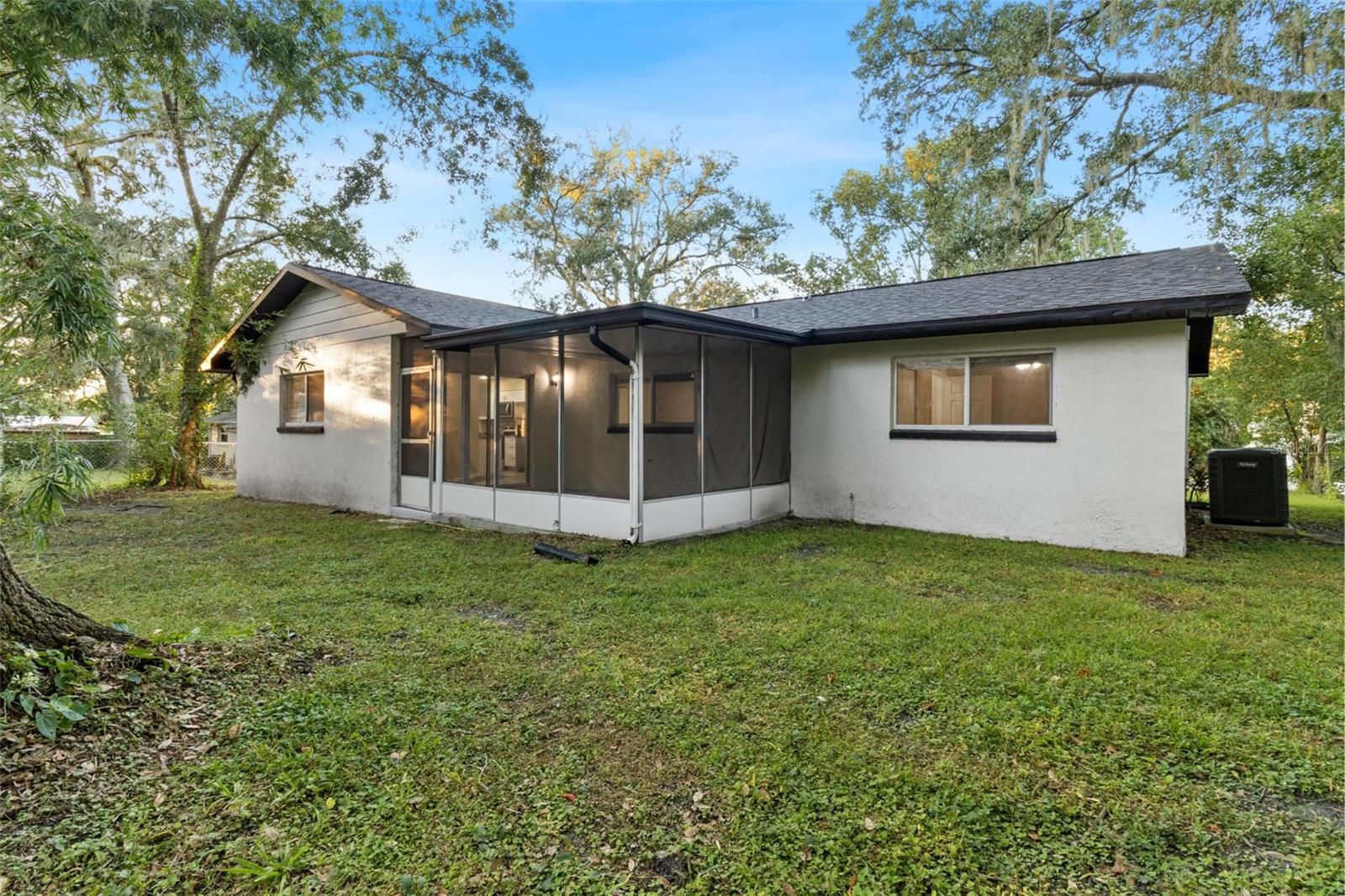 Listing Photo 23