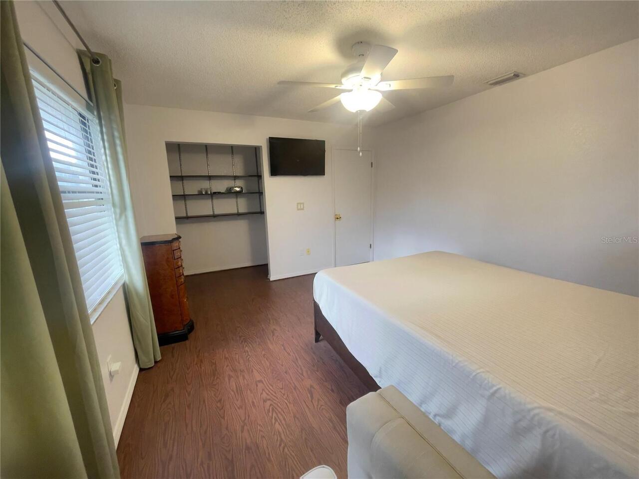 Listing Photo 17