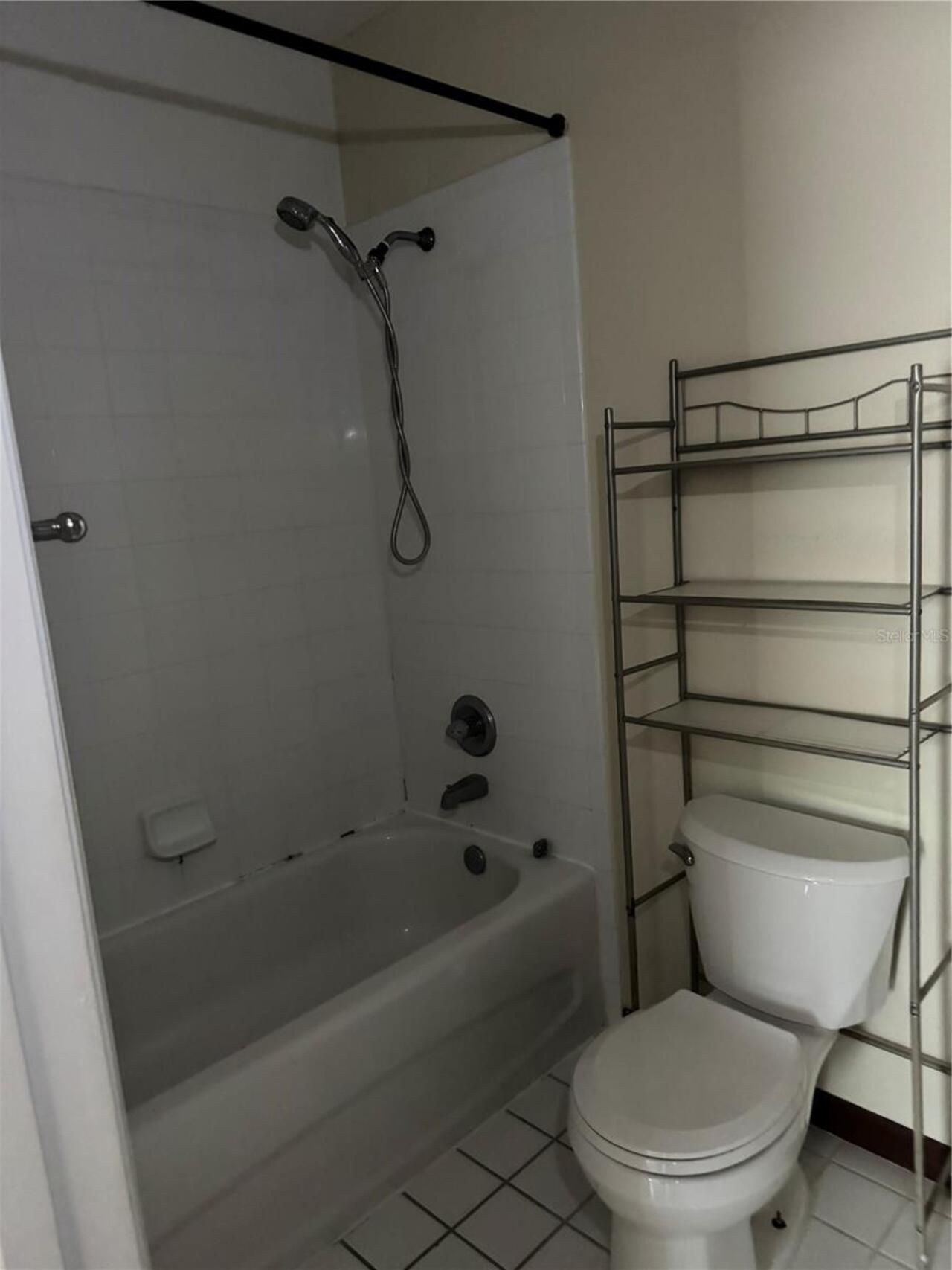 Listing Photo 12