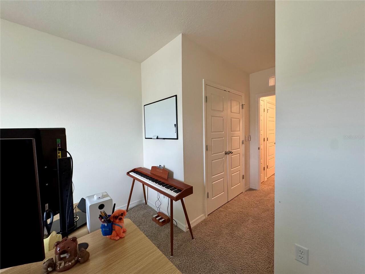 Listing Photo 17