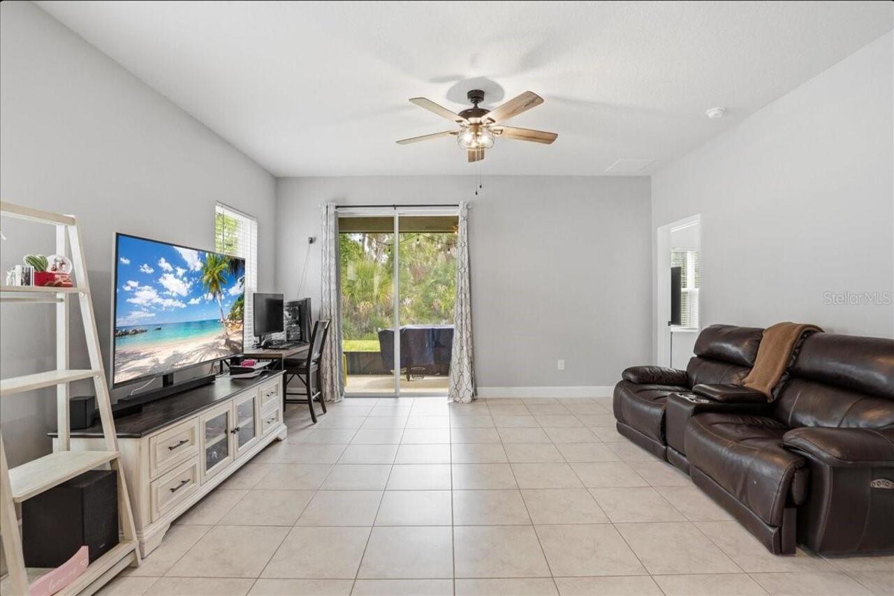 Listing Photo 14