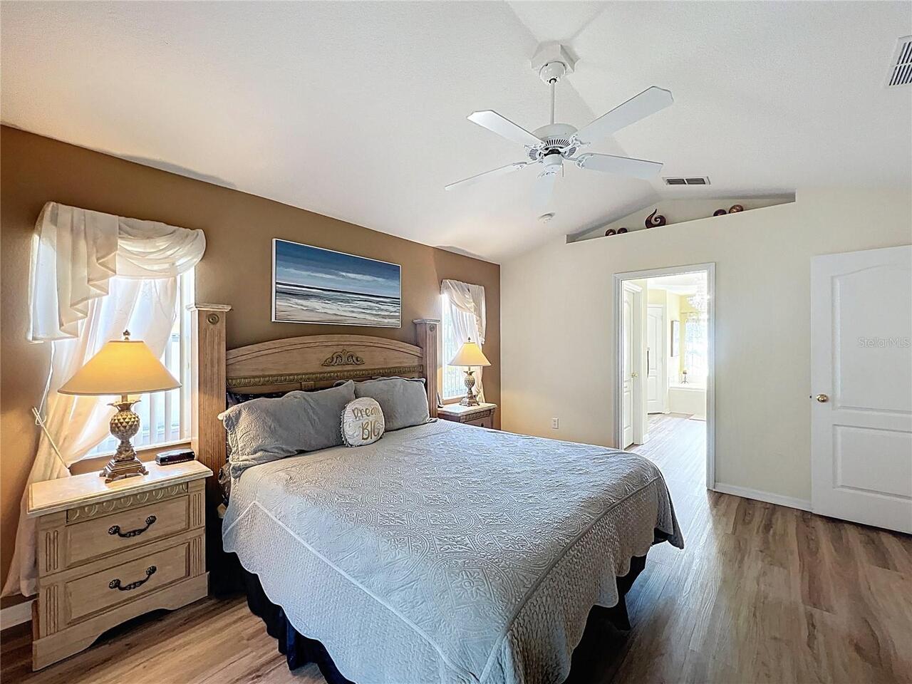 Listing Photo 18